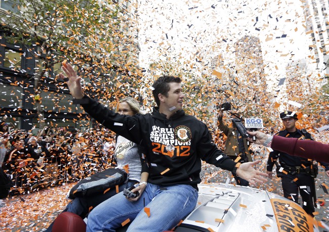 버스터 포지(Buster Posey/야구선수/샌프란시스코 자이언츠)
San Francisco Giants catcher Buster Posey takes part in the World Series victory parade on Wednesday.   AP-Yonhap News