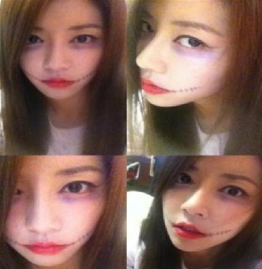 박한별(배우)
배우 박한별이 조커로 변신했다. 박한별이 지난달 31일 자신의 트위터에 조커로 변신한 사진을 게재했다. 박한별은 “해피 할로윈! 흰색 한...로 분장한 모습이다. 누리꾼들은 박한별의 사진을 접한 뒤 “조커 변신해도 예쁘다”, “박한별이 조커면 세븐은 뭐였을까?”, “깜찍한 조커”, “저런 조커라면 배트맨도 봐주지 않을...