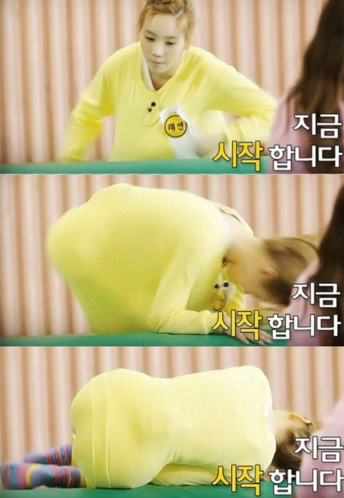 태연(김태연/가수/소녀시대)
소녀시대 멤버 태연의 일명 ‘개미 허리’가 화제다. 최근 온라인 커뮤니티 게시판에는 ‘태연의 완벽한 개미 허리 포착’라는 제목으로 영상이 공개됐다. 해당 영상...“태연, 은근히 볼륨 있는 몸매”, “노란 병아리같다”, “눈을 어디에 둬야 할지”, “태연 완벽한 S라인이네… 부럽다”라는 등의 반응을 보였다.