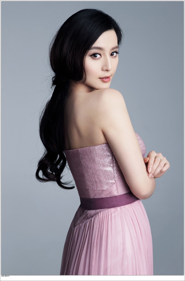판빙빙(범빙빙/Fan BingBing/배우)
중화문화보/판빙빙, 여배우 기업가 스캔들 창장상학원 EMBA 입학