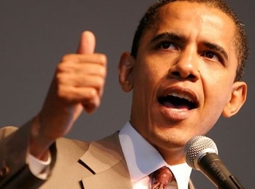 버락 오바마(Barack Obama/정치인/미국대통령)
6일(현지시간) 치러진 미국 대선에서 버락 오바마 미국 대통령이 재선에 성공했다고 미국 언론이 일제히 보도했다. 4년전 미 역사상 최초의 흑인대통령이 됐던 오바마 대통령이 재선 고지에 올라 새로운 역사를 쓰게 됐다. CNN방송 등 현지 언론들은 이날 오후 11시 20분(한국시간 7일 오후 1시 20분)께오바마 대통령의 당선을 일제히 ...