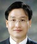 배종섭(교수)
미나리, 메밀 등에서 분리한 화합물이 항패혈증 효과를 갖는다는 연구 결과가 권위 있는 국제학술지에 게재됐다. 경북대학교 약학대학 배종섭 교수(3... 잃고 있지만, 미국 FDA에서 승인받은 유일한 치료제인 자이그리스(Xigris)가 임상효과를 입증하지 못해 작년 말 시장에서 퇴출된 후 이를 대체할 약물이 없는 실정이다.