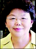 이광자(서울여자대학교 총장)
서울여자대학교(총장 이광자ㆍ사진)는 지난 7일 본교 행정관 중회의실에서 경기도평생교육진흥원(원장 이성)과 산학협력을 체결했다. 이번 협력체결로 양 기...인성지도사(바롬인성지도사) 과정의 보급 역시 추진할 예정이다.