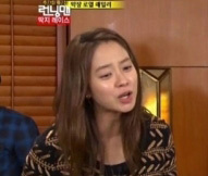 송지효(배우)
영화 ‘자칼이온다’의 주역 송지효 한상진은 지난 7일 ‘개그콘서트’ 녹화에 참여했다. 영화 홍보차 출연한 송지효와 한상진은 ‘생활의 발견’ 코너에서 숨겨왔던 예능감을 선보이며 관객들에게 뜨거운 박수를 받았다.
　