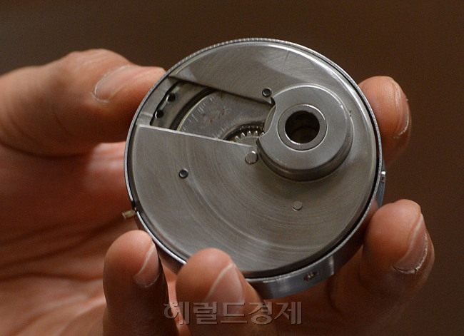 신진스틸 이면희 본부장 인터뷰.<br />이상섭 기자. babtong@heraldcorp.com 2012.11.08
신진스틸 이면희 본부장 인터뷰.
이상섭 기자. babtong@heraldcorp.com 2012.11.08
신진스틸 이면희 본부장 인터뷰.
이상섭 기자. babtong@heraldcorp.com 2012.11.08