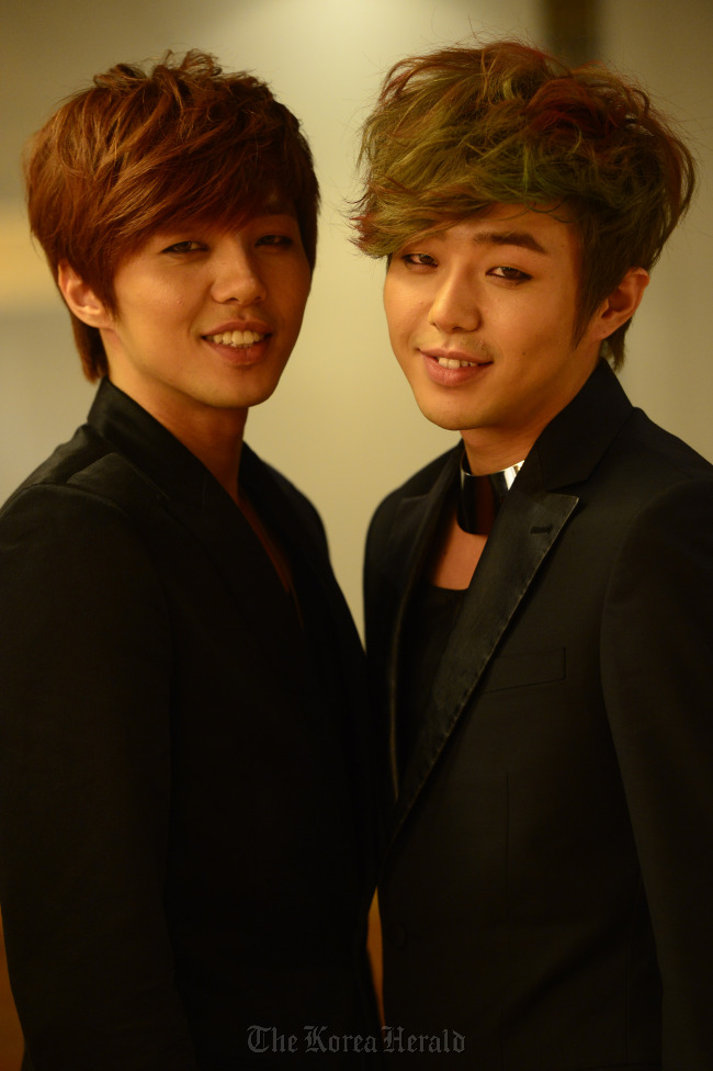 “Tasty.”   Park Hae-mook/The Korea Herald