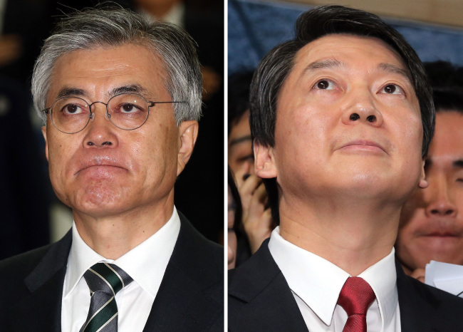 문재인(국회의원/민주통합당),안철수(기업인/교수)
Liberal presidential candidates and their campaign staff squared off Thursday over how to resume negotiations to pick a single candidate to compete against the ruling conservative hopeful in the December election.