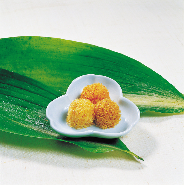 Bugeo bopuragi (Institute of Traditional Korean Food)