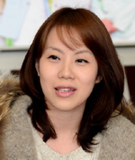 이예지(PD)
이예지〈사진〉 PD는 “우리를 찾아주는 사람들에 한해서 사연을 받았기 때문에 처음에는 고민을 많이 했다. 잡지나 인터넷을 뒤져서 사람을 찾아나서 보자는 이야기도 나왔지만, 그러지 말자고 했다. 1년쯤 지나니까 우리가 생각했던 그런 사연들이 오더라”며 프로그램의 핵심가치로 ‘진정성’을 꼽았다.