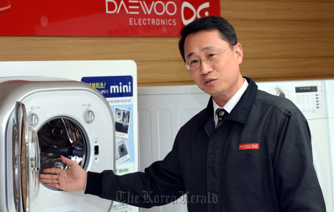 Han In-cheol, head of Daewoo’s design center   Chung Hee-cho/The Korea Herald