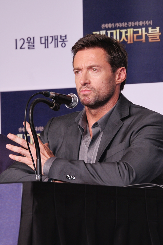 휴 잭맨(Hugh Jackman/배우)
할리우드 배우 휴 잭맨이 “‘레미제라블’은 300년이 지나도 사랑을 받는 작품이며, 이런 작품에 참여하게 돼 영광이다”고 극찬했다.
휴 잭맨은 11월 26일 오후 서울시 강남구 역삼동의 리츠칼튼호텔에서 열린 영화 ‘레미제라블’(감독 톰 후퍼) 내한 기자회견에 참석했다.