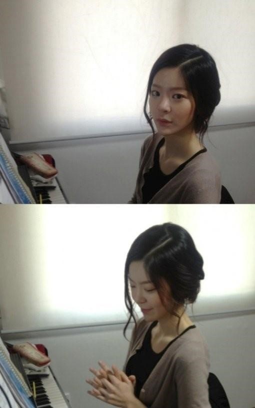 장재인(가수)
장재인은 지난 25일 자신의 미투데이에 “저번 주 ‘청춘백서’ 이번 주 ‘열정락서’ 관객들 인사 늦었어요. 제가 더 감사해요. 진짜로! 저는 며칠 집 밥 먹으러 잠시 고향임!”이라는 글과 함께 근황이 담긴 사진을 공개했다.