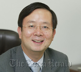 Shin Yong-sub