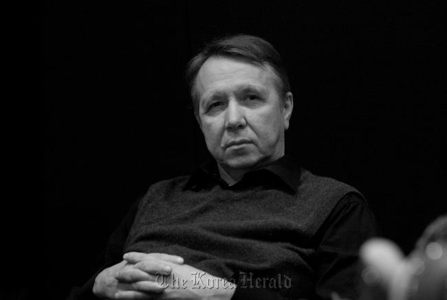 Mikhail Pletnev.   KBS Symphony Orchestra