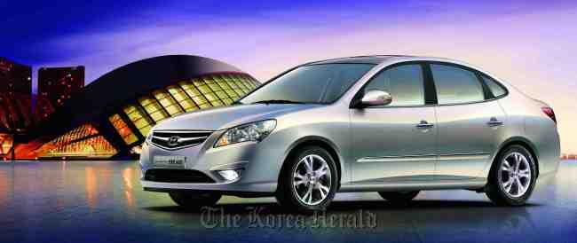 Elantra Yuedong in China
Elantra Yuedong in China