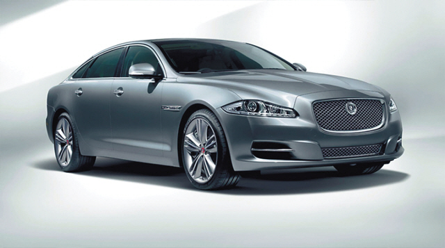 Jaguar XJ