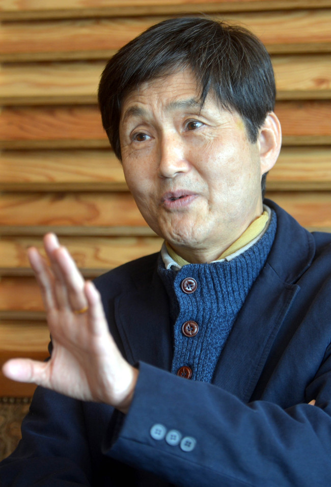 Gweon Yong-lib, a political science professor at Kyungsung University. Kim Myung-sub/The Korea Herald