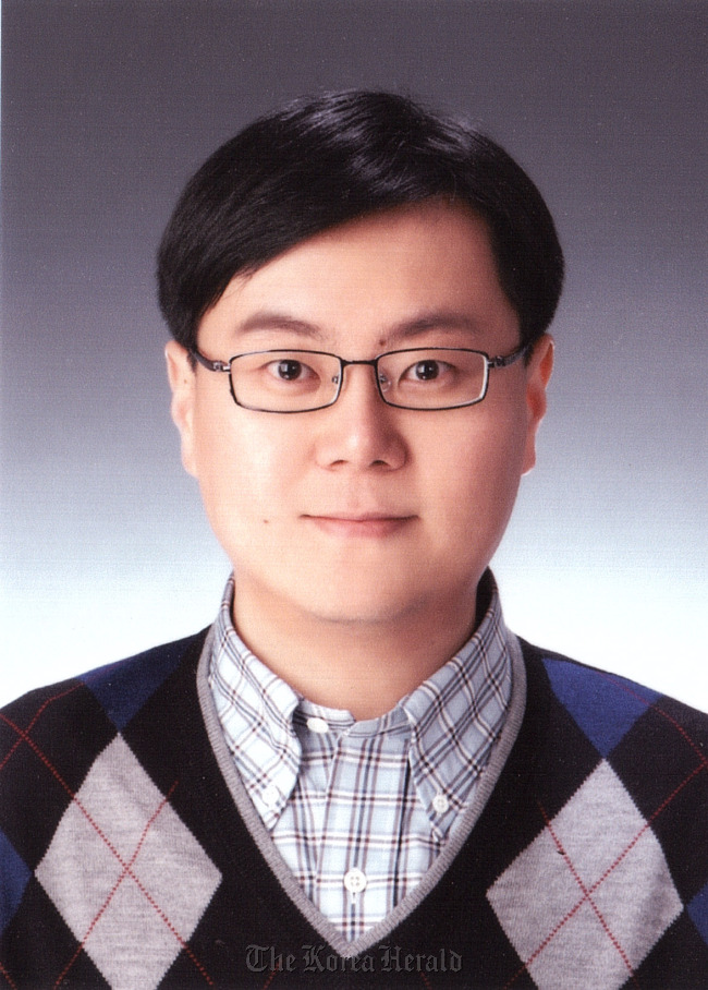 Kang Tae-hong