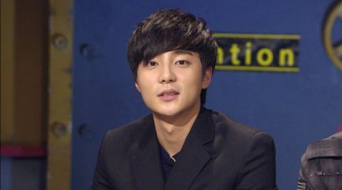 로이킴(김상우/화제인물)
로이킴은 최근 진행된 Mnet 비틀즈코드2 음악학 개론 녹화에서 영화 클로저(Closer)의 주제곡인 ‘블로워스 도터(The blower’s daughter)’를 선곡, 자신의 첫사랑인 박정아를 위한 곡이라고 밝혀 놀라움을 자아냈다.