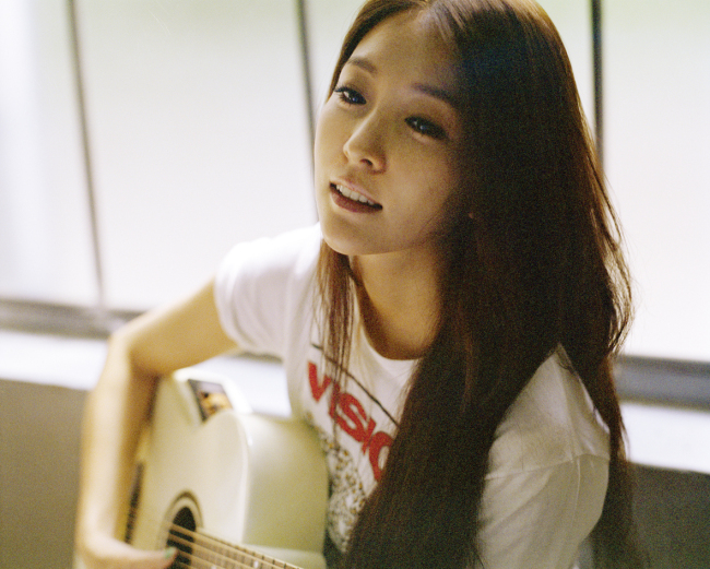 보아(권보아/가수)
2013년 1월26일, 서울 올림픽공원 올림픽홀에서 개최되는 ‘BoA Special Live 2013 ~Here I am~’은 보아의 열정적인 라이브와 카리스마 넘치는 퍼포먼스가 어우러진 완성도 높은 공연으로 펼쳐질 예정이어서 국내외 음악 팬들의 폭발적인 반응이 기대된다.
