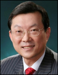 박영빈(금융인/경남은행)
박영빈 경남은행장이 지역 중소기업 금융지원 과정에서 기업의 비재무 정보를 적극 활용하는 이른 바 ‘관계형 금융활동’ 으로 업계의 관심을 모으고 있다.