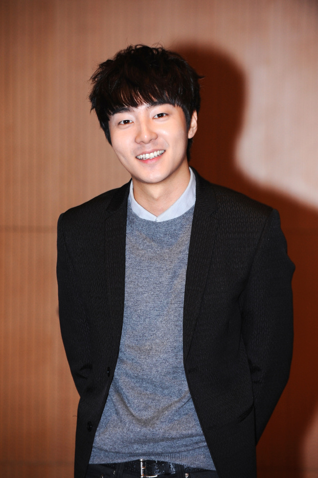 로이킴(김상우/화제인물)
2012년 Mnet ‘슈퍼스타K4’ 우승자인 로이킴은 자신의 목소리와 음악적 색깔을 존중해주는 기획사에 들어가 하고 싶은 음악을 관객들 앞에서 부르며 관객과 소통하는 뮤지션이 된다면 가장 행복할 것 같다고 말했다.  [사진제공=CJ E&M]