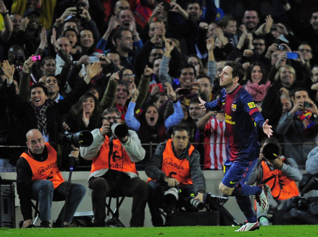 FC Barcelona’s Lionel Messi has raised his goal total to 90 this year.   AP-Yonhap News