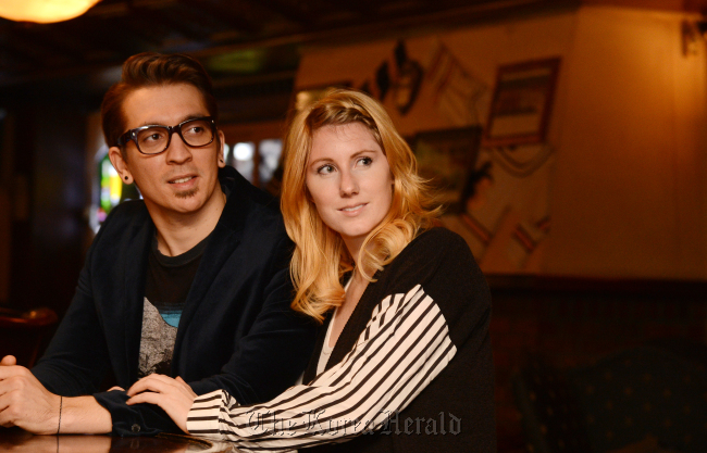 Brad Moore and Dani Bacon pose before their interview on Dec. 10.   Ahn Hoon/The Korea Herald