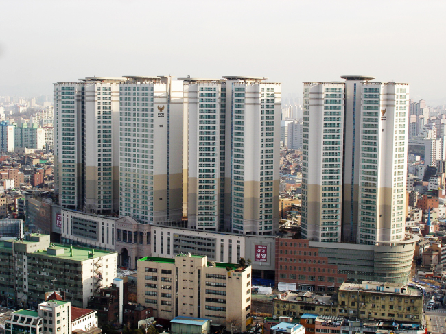 12월 말 취득세 감면 정책 종료가 예고된 가운데 새 정부의 취득세 감면 연장안이 구체화되기 전까지 내년 1∼2월 주택거래 시장이 보릿고개를 맞을 것이란 우려가 커지고 있다.