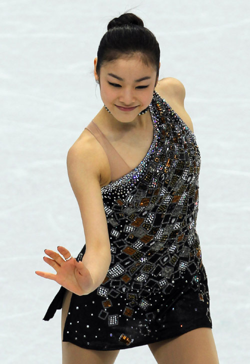 김연아(피겨스케이트 선수)
2013년은 올림픽과 월드컵, 아시안게임 등 굵직한 스포츠 행사가 없어 팬들에겐 다소 심심한 한 해일 수도 있다. 그러나 팬들의 환호성을 기다리는 선수들의 땀방울은 계속된다. 오늘의 영광 위에서 가장 화려한 내일을 준비하는 스포츠 스타들을 소개한다.