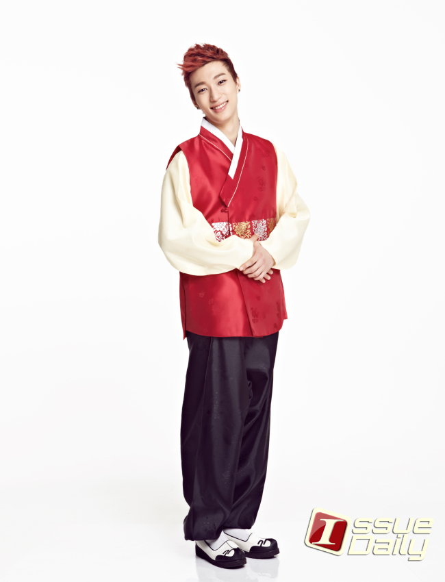래환(김래환/가수/빅스타)
빅스타는 지난 2012년 여름 ‘핫 보이(HOT BOY)’로 가요계에 입문, 이후 2번의 신곡을 발표하며 활발한 활동을 펼쳐왔다. 데뷔한지 1년이 채 안되는 신인이기 때문에 2013년에 대한 기대가 클 수밖에 없다.