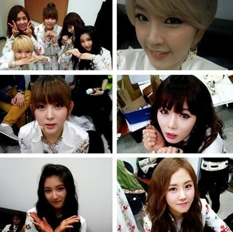 포미닛(가수/걸그룹)
걸그룹 포미닛이 깜찍한 세배 셀카를 공개해 화제다.
　포미닛의 멤버 권소현은 1일 자신의 트위터를 통해 “포미닛이 새해 인사 드립니다. 새해 복 많이 받으세요”라는 글과 함께 한 장의 사진을 게재했다.
　