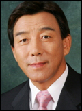 김창근(기업인/SK그룹 수펙스추구협의회 의장)
SK그룹 최고 의사결정기구인 수펙스추구협의회 김창근<사진> 의장은 2일 “‘따로 또 같이 3.0’ 체제 도입을 근간으로 하는 자율∙책임경영과 혁신경영으로 더 큰 행복을 지속적으로 창출하자”고 밝혔다.