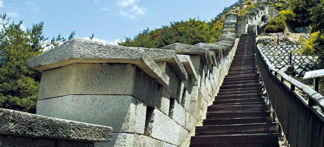 Seoul City Wall (Yonhap News)