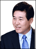 여인국(과천시장)
과천시(시장 여인국·사진)가 경기도 31개 시군구 중 인적재난관리 업무를 가장 잘 하는 도시로 뽑혀 대통령 표창을 수상하는 영예를 안았다.
3일 시에 따르면 경기도소방재난본부가 주최하는 ‘2012년 인적재난관리업무