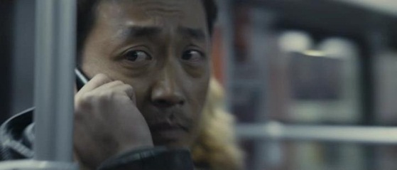 하정우(김성훈/배우)
배우 하정우가 베를린의 의미에 대해 ’금주의 도시’라고 밝혀 웃음을 선사했다.
하정우는 1월 7일 오전 서울 압구정 CGV에서 열린 영화 ‘베를린’(감독 류승완) 제작보고회에 참석해 취재진과 만났다. 그는 이날 베를린이 어떤 의미를 지닌 도시였냐는 질문에 "베를린은 금주의 도시였다"며 "베를린에 가서 술을 끊었다"고 답해 웃음을 자아냈다.