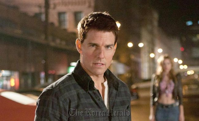탐 크루즈(Tom Cruise/배우)
Hollywood star Tom Cruise will become an honorary citizen of Busan.
Busan Metropolitan Government said Tuesday that it was scheduled to grant an honorary Busan citizenship to Cruise on Thursday when he visits the city to promote murder mystery thriller “Jack Reacher.”