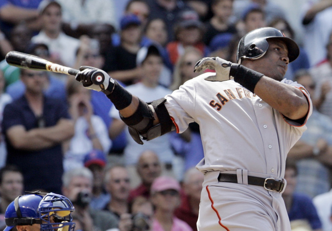 Barry Bonds has denied that he knowingly used performance-enhancing drugs.   AP-Yonhap News