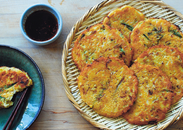 Nokdujeon (mung bean pancake) (Korean Bapsang)