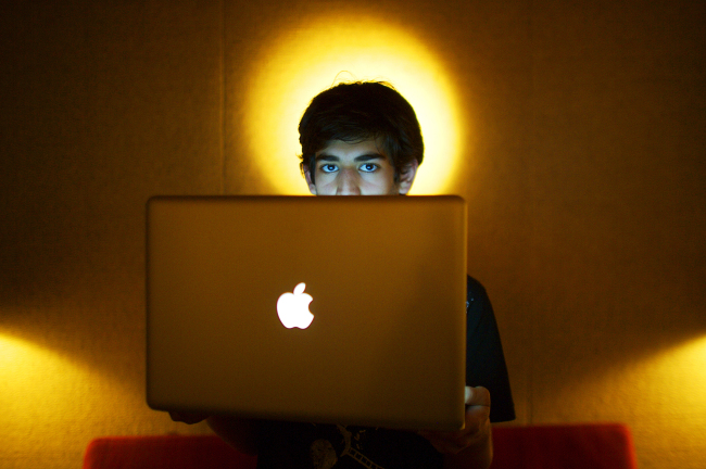 Internet activist Aaron Swartz in 2009 (AP-Yonhap News)