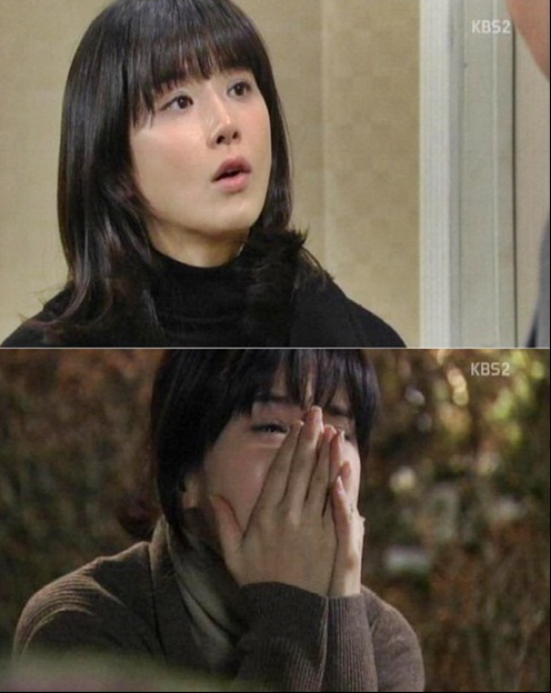 이보영(배우)
이제 서영(이보영)이의 비밀은 다 밝혀졌다. 아버지를 숨기고 자기보다 더 아꼈던 동생을 등졌던 서영이는 3년간의 살얼음판에서 내려왔다. 결국 이혼을 선택한 것이다. 서영이의 비밀이 밝혀지자 시청률은 고공행진이었다.