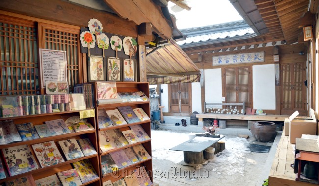 Gahoe Minhwa Museum, a converted hanok displaying  various folk paintings from the Joseon period.   Lee Sang-sub/The Korea Herald