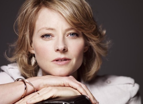 조디 포스터(Jodie Foster/배우)
13일(현지시간) 밤 열린 골든글러브 시상식에서 ‘세실 B. 드밀’ 평생공로상을 받은 여배우 조디 포스터(50)가 자신이 동성애자라고 선언해 미국사회를 깜짝 놀라게 했다.