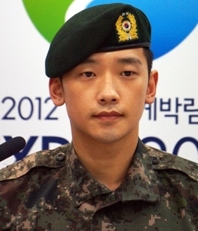 가수 비가 19일 서울시민과 함께 걷기대회에 참가한다고 밝혔다. (연합뉴스)
