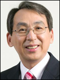 정일재(기업인/LG생명과학 대표)
“대사질환ㆍ바이오의약품ㆍ백신 3대사업 올인” LG생명과학(대표 정일재)이 자체 개발한 당뇨치료 신약 ‘제미글로’를 글로벌 신약으로 육성, 2017년까지 매출 1조원을 달성하기로 했다. 이 회사는 지난해 12월 제미글로 약가협상을 완료하고 국내에 출시했다.