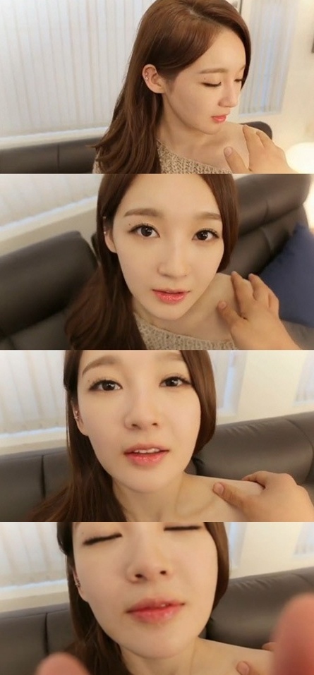 강민경(가수/다비치)
선정성 논란에 휩싸인 다비치 강민경의 면도기 CF에 대해 강민경의 소속사가 공식입장을 냈다. 강민경의 소속사 코어콘텐츠미디어는 21일 “상의 없이 광고영상이 나...리와. 말끔해졌네? 완저 멋있다”는 애교섞인 멘트를 하자 화면에 손만 나오는 남자친구가 강민경의 어깨에 손을 올리고 쇼파로 밀친다.
사진=CF캡처