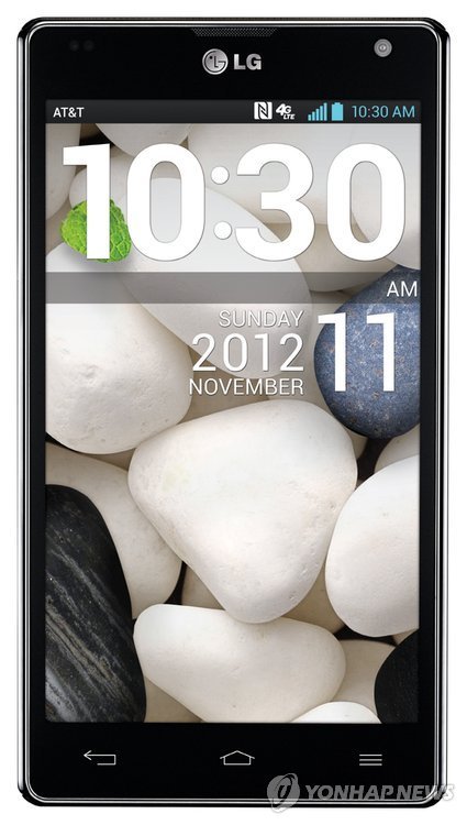 LG Electronics' best-selling smartphone "Optimus G." (Yonhap News)