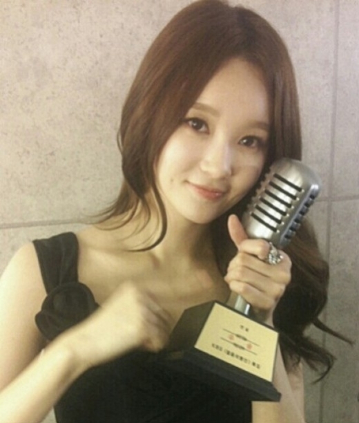 강민경(가수/다비치)