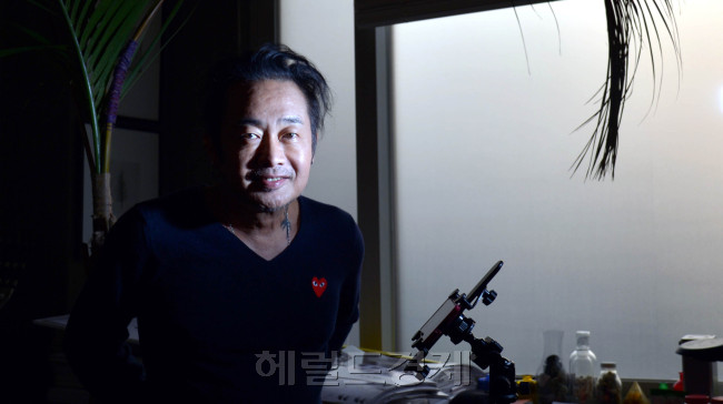 김중만<br />김명섭 기자 msiron@heraldcorp.com
김중만
김명섭 기자 msiron@heraldcorp.com
김중만
김명섭 기자 msiron@heraldcorp.com
