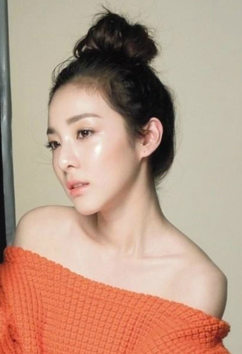 산다라박(가수/2NE1)
무보정 사진이니 그냥 너그럽게 봐주세요”라는 내용의 글을 덧붙이며, 스냅사진임을 강조했다. 산다라박 무보정 사진을 본 누리꾼들은 “산다라박 무보정, 피부가 대박” “산다라박 무보정, 보정 필요없어 보이네” “산다라박 무보정, 30대라니 믿기지 않아”등의 반응을 보였다.